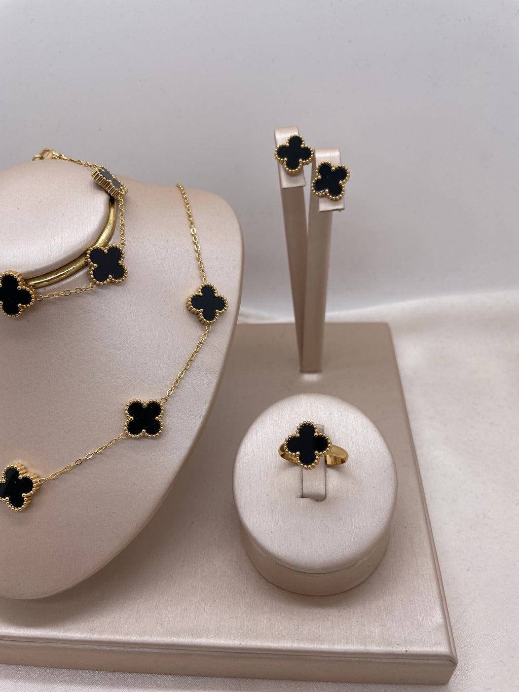 Vancleef Set