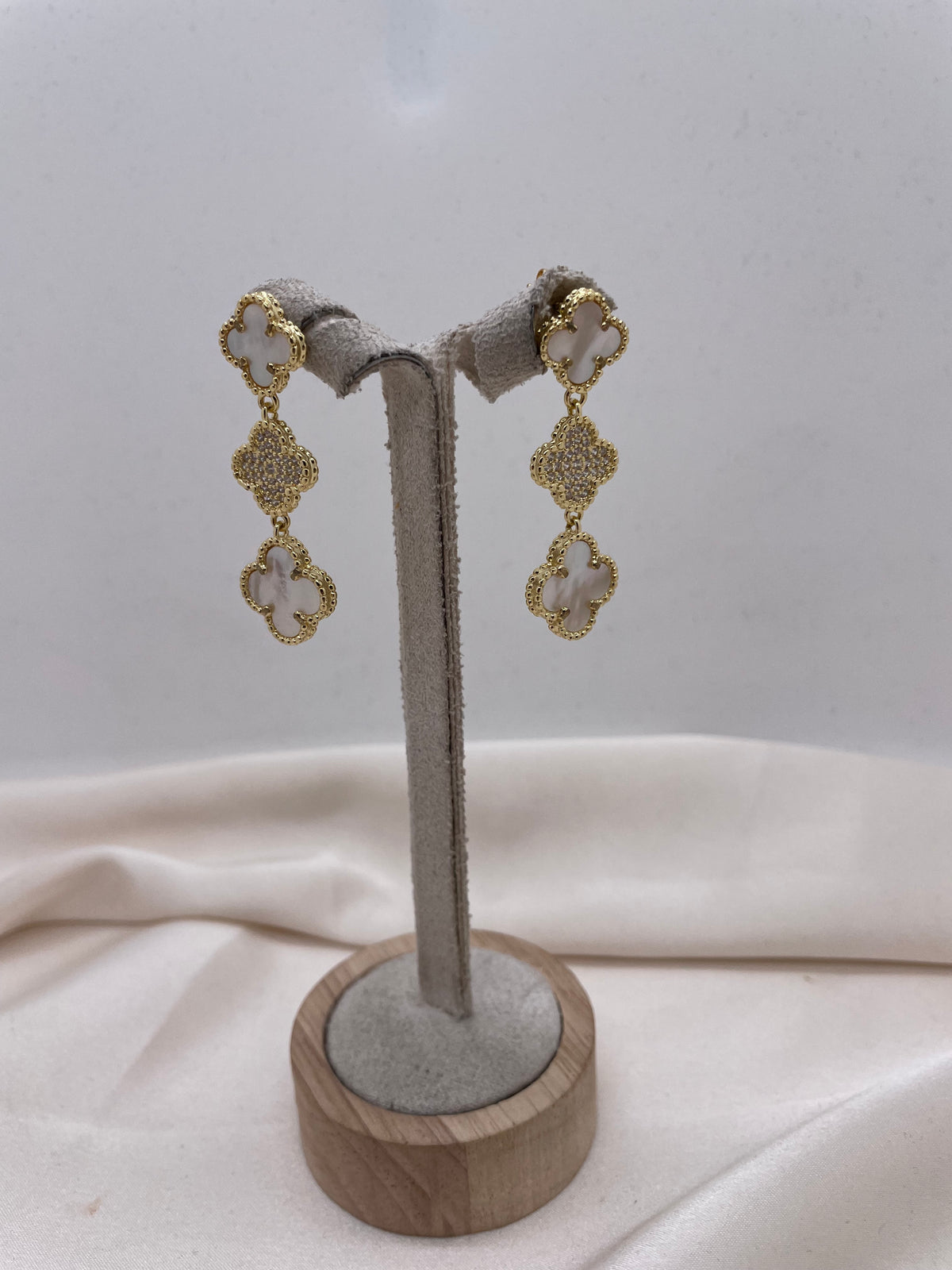 Vancleef Earrings With zircon