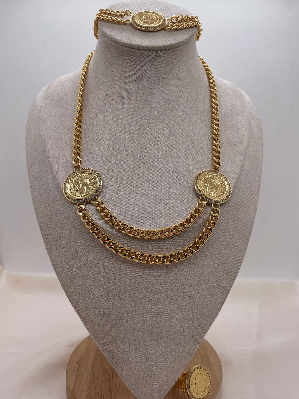 New Lira Set
