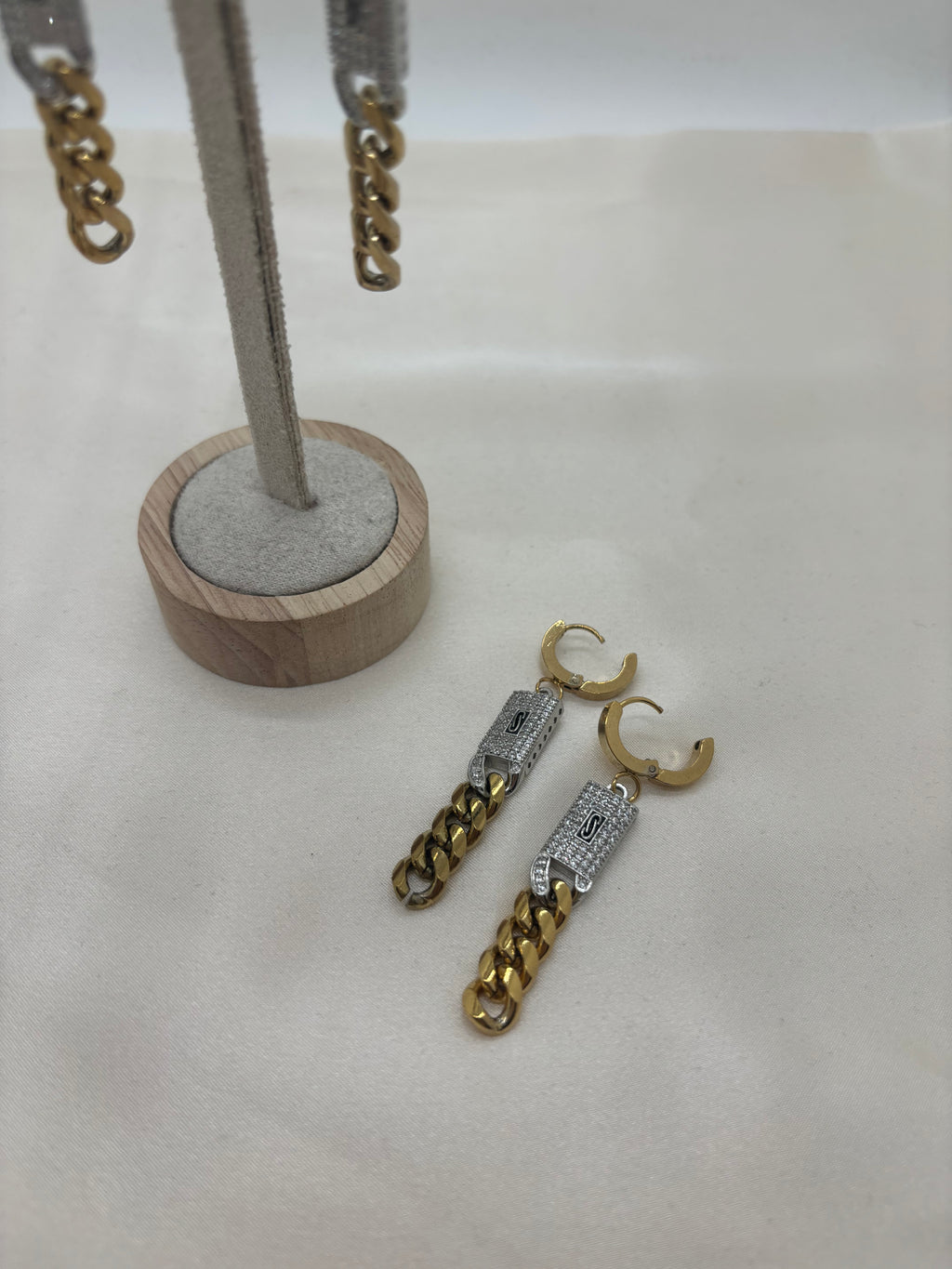 Earrings 9