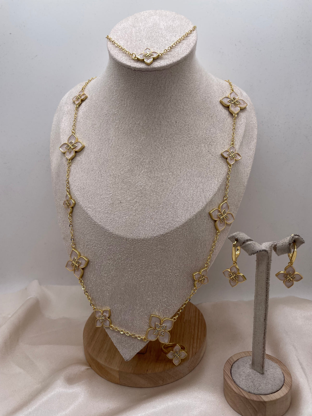 Set 005