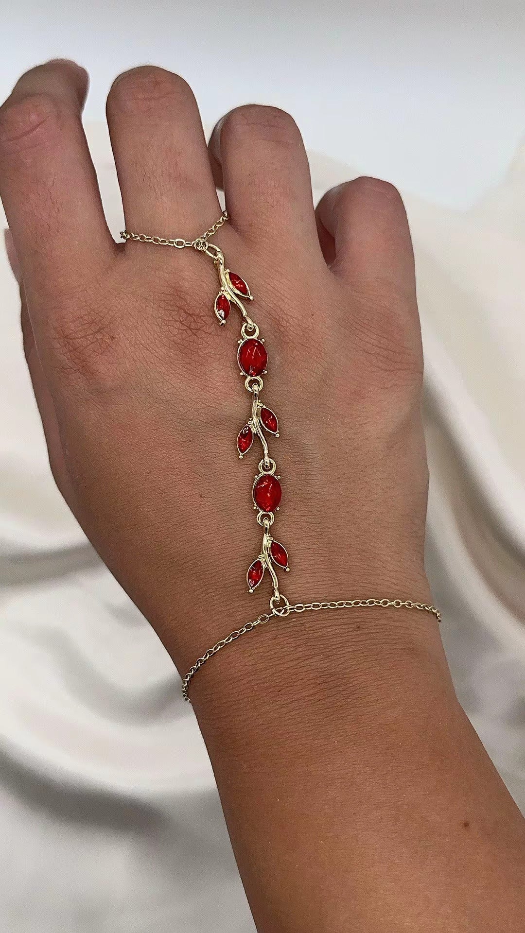Tulip Hand Chain