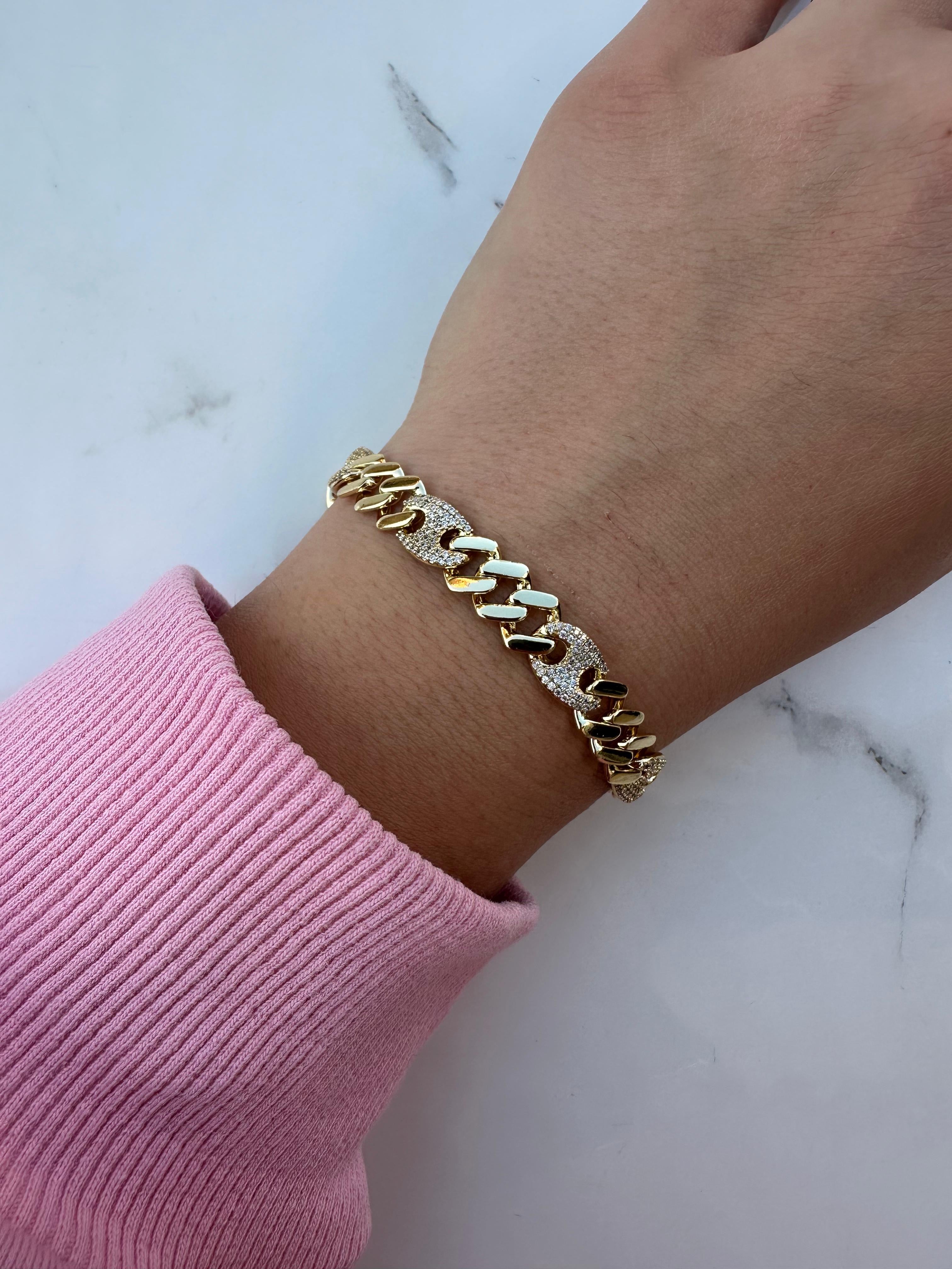 W zircon chain bracelet