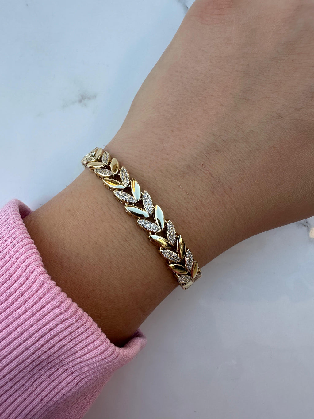 Small leaf zircon bracelet