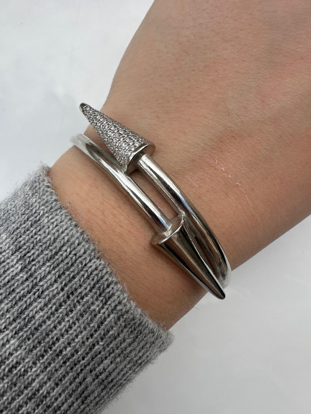 Silver bangle