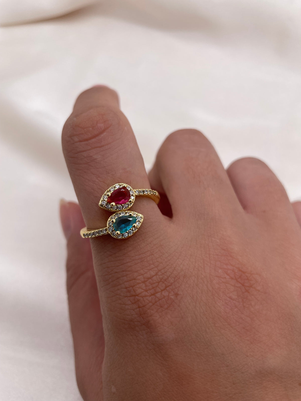 Colorful Leaflet Ring