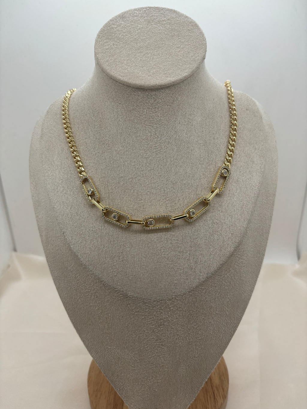 Necklace 19