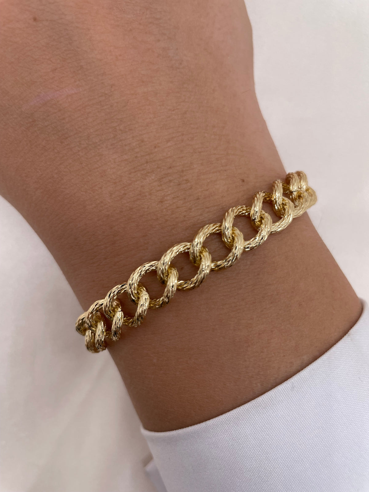 Rounded Chain Bracelet