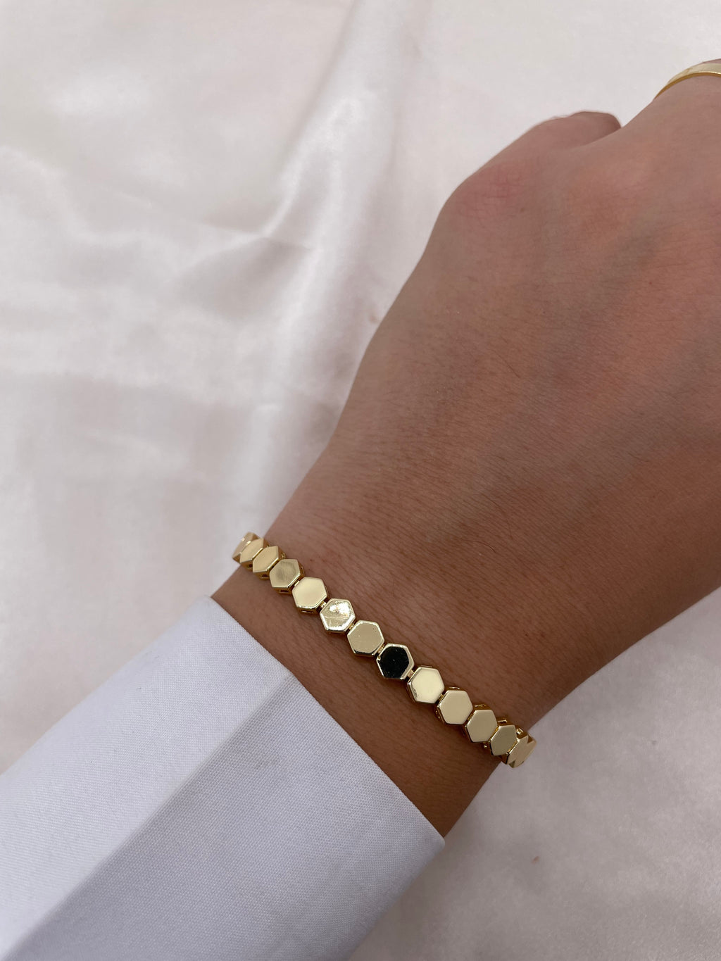 Single Bee Bracelet