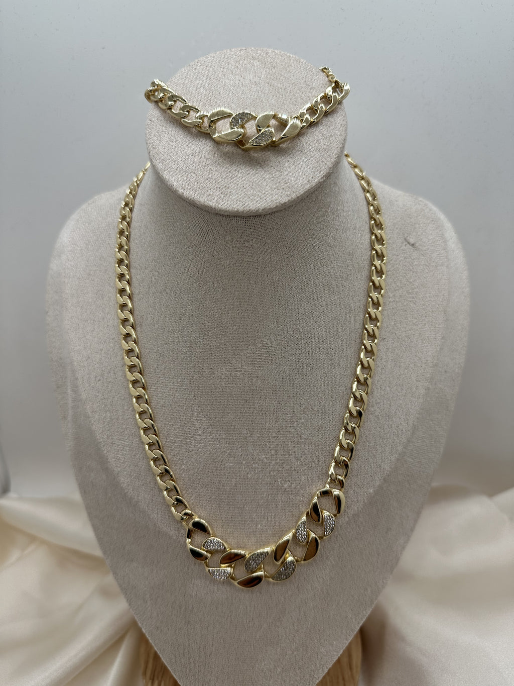 Éclat Zircon Set