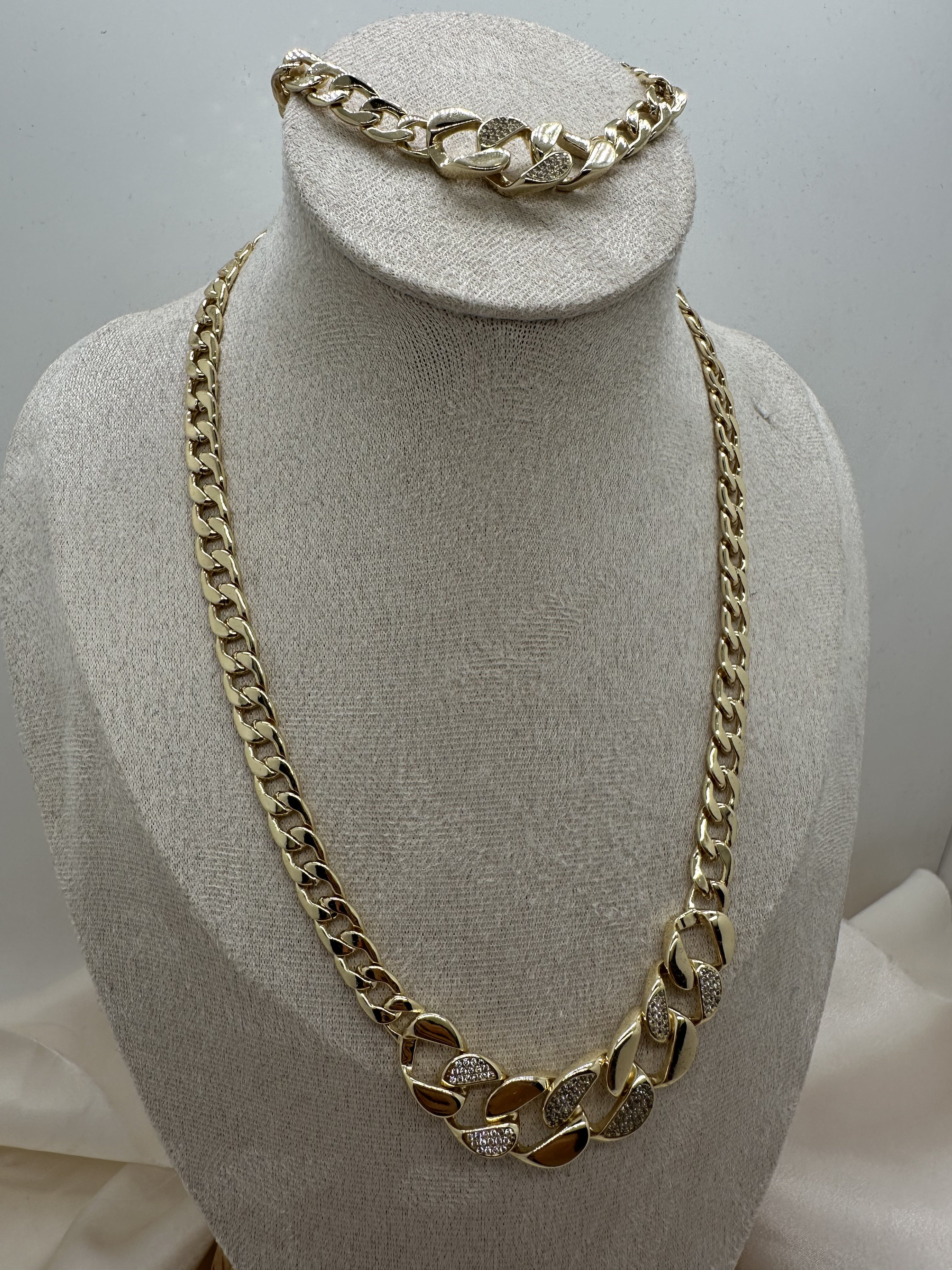 Éclat Zircon Set