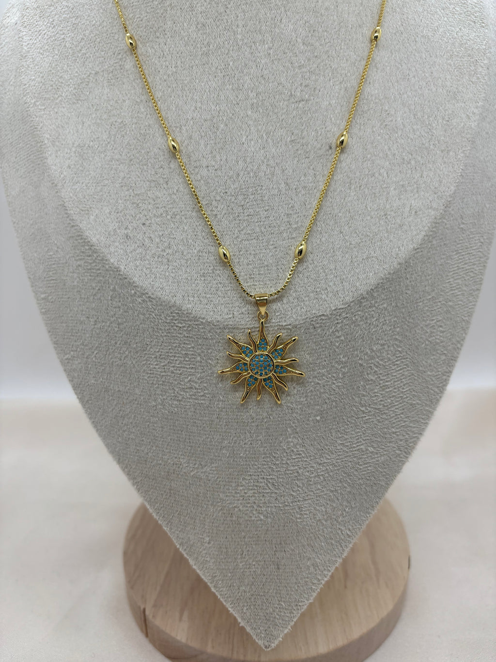 Stella Necklace