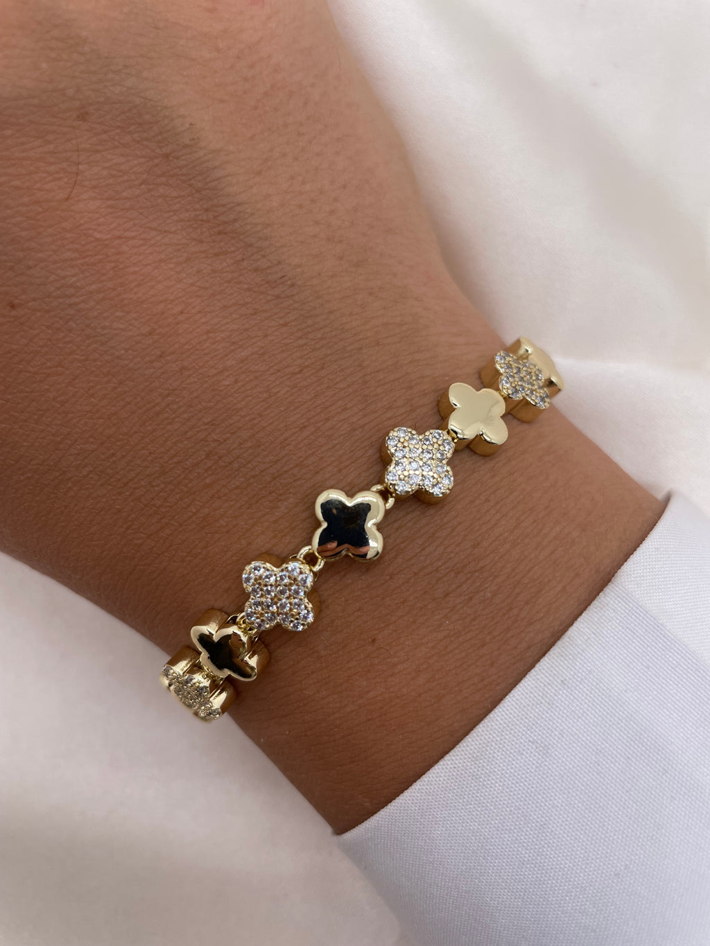 Petite Vancleef Bracelet