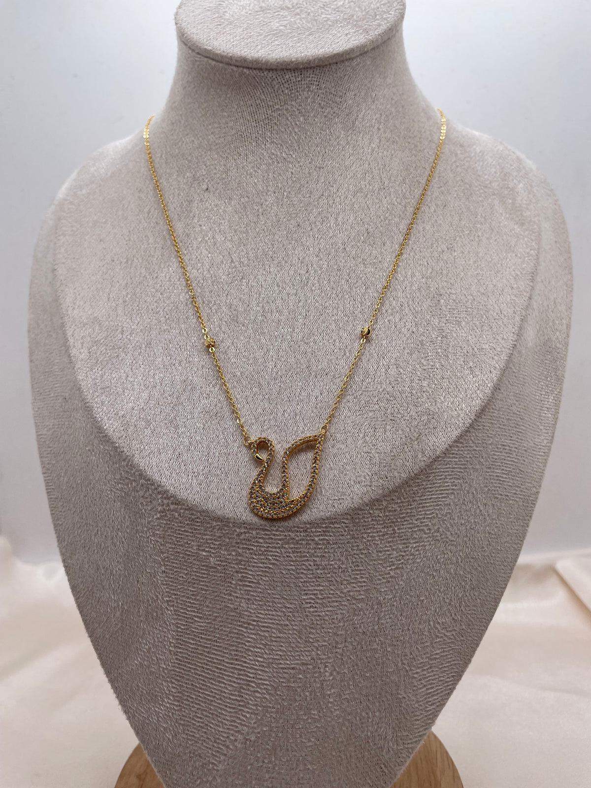 Swan Necklace