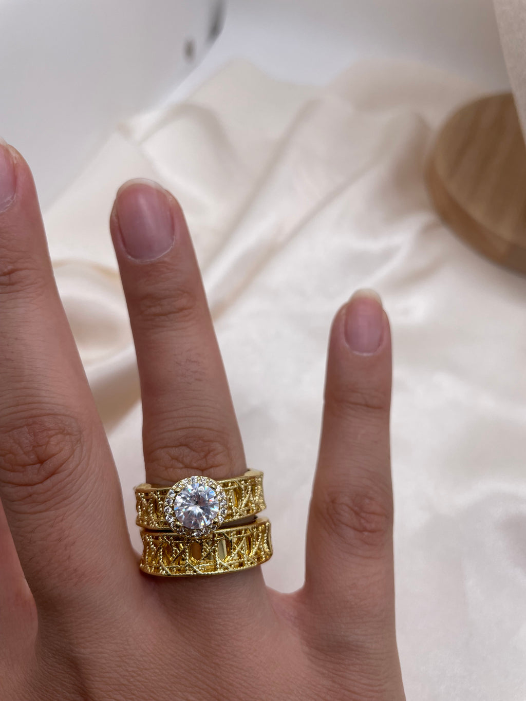 Round Dior Ring