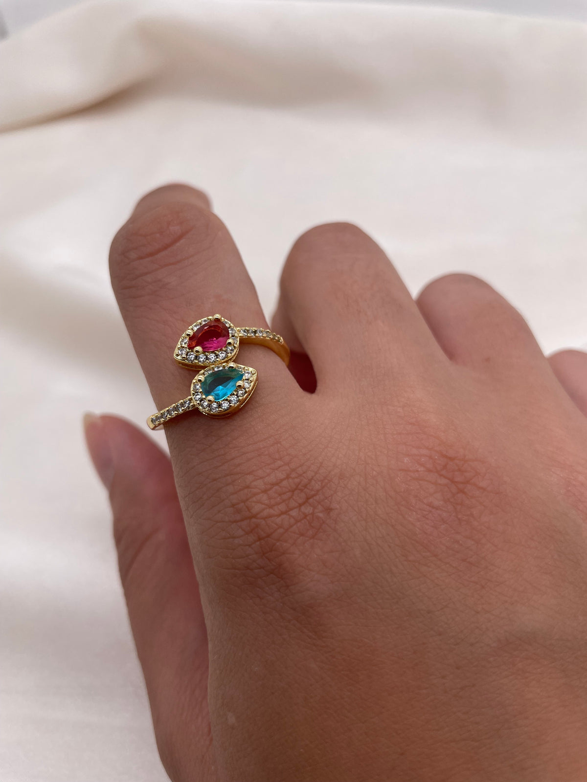 Colorful Leaflet Ring