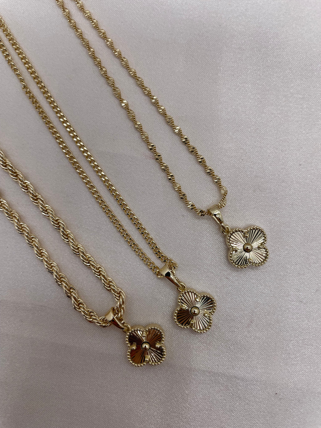 Vancleef Pendant Necklace 12N 45cm
