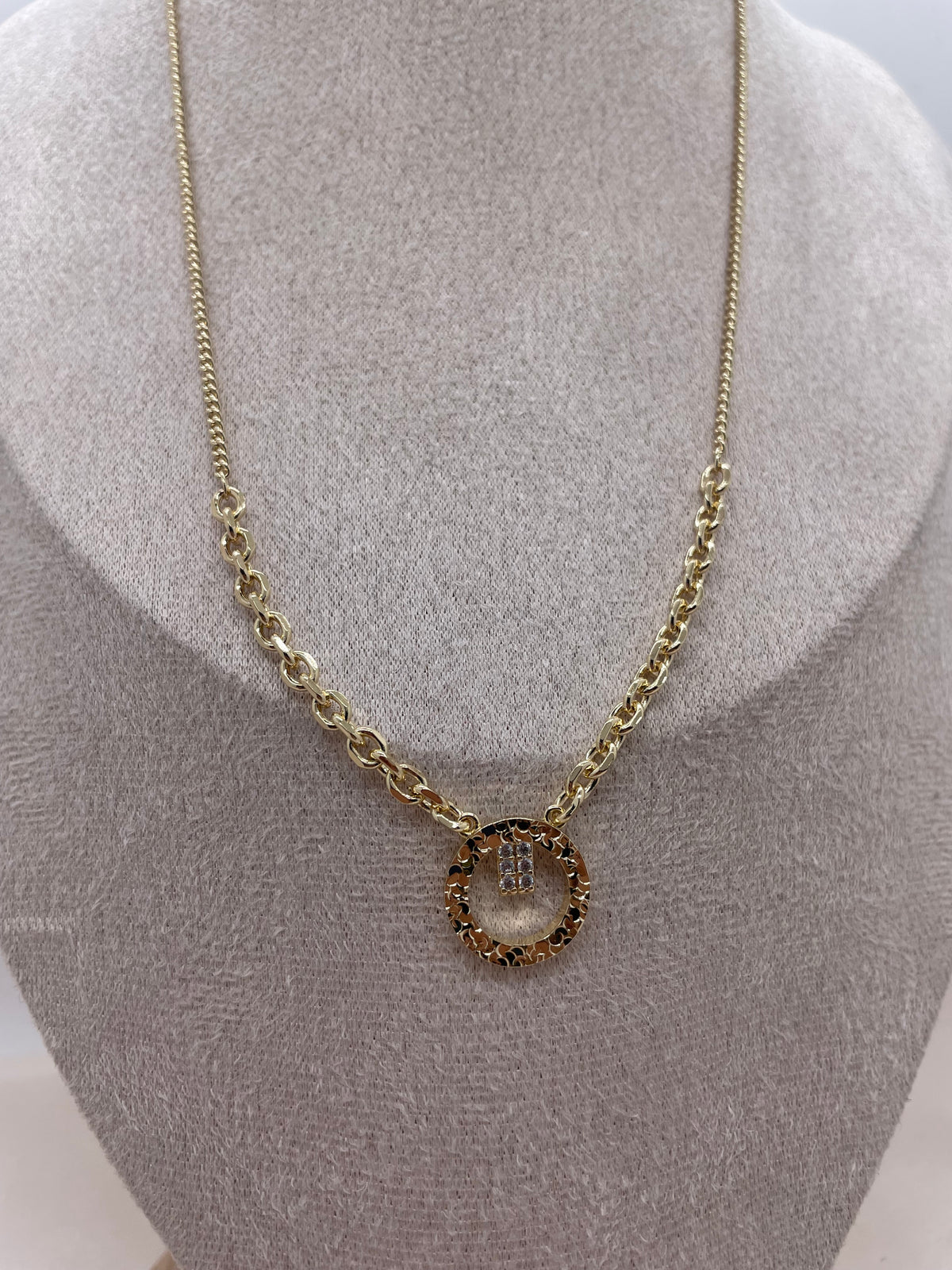 Loura Necklace