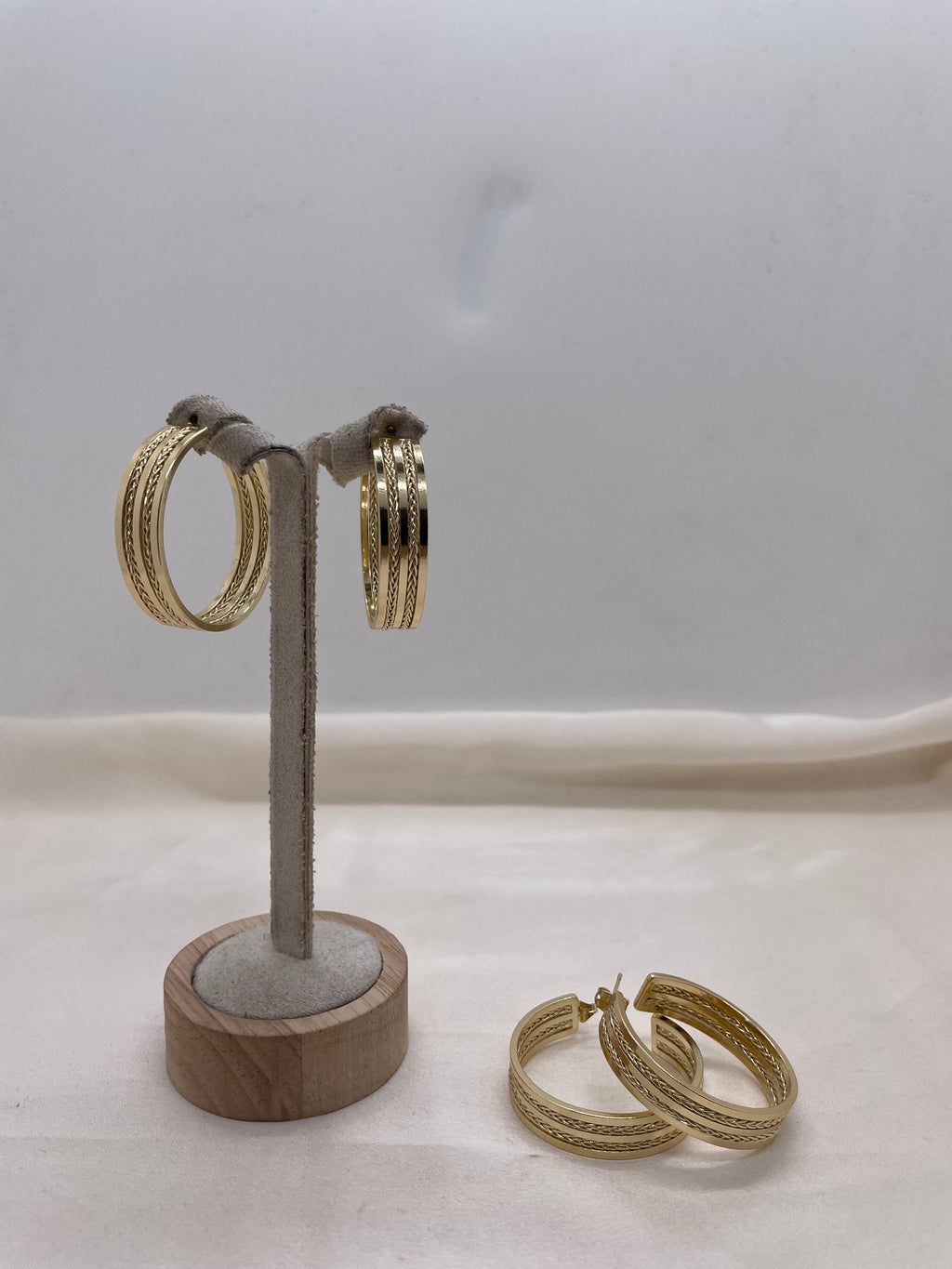 Ohea Hoop Earrings