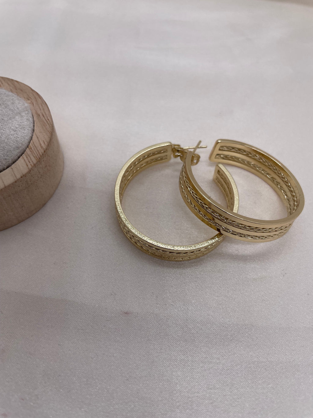 Ohea Hoop Earrings