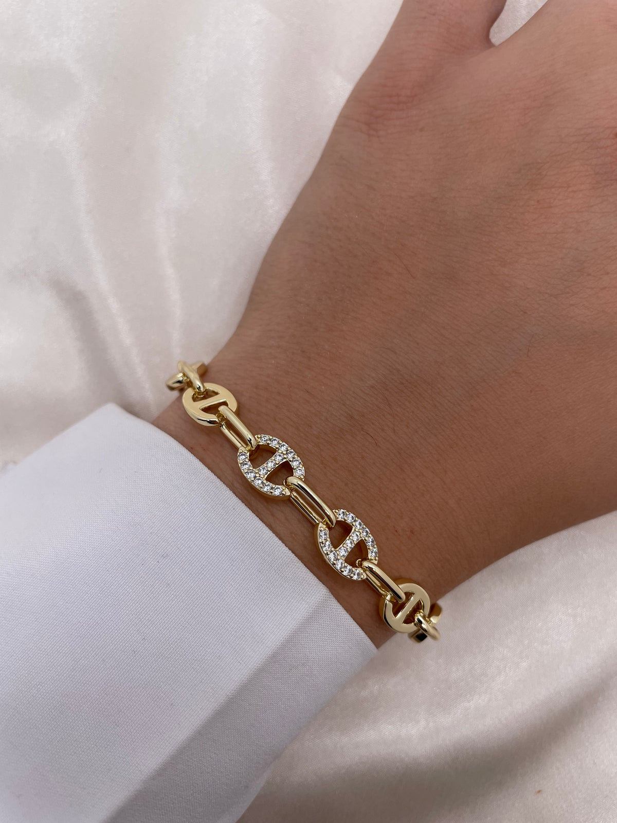 D Bracelet