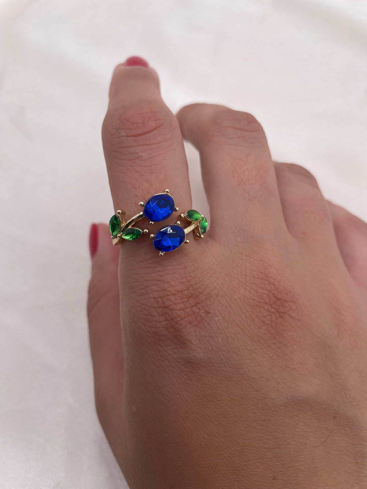 Tulip ring