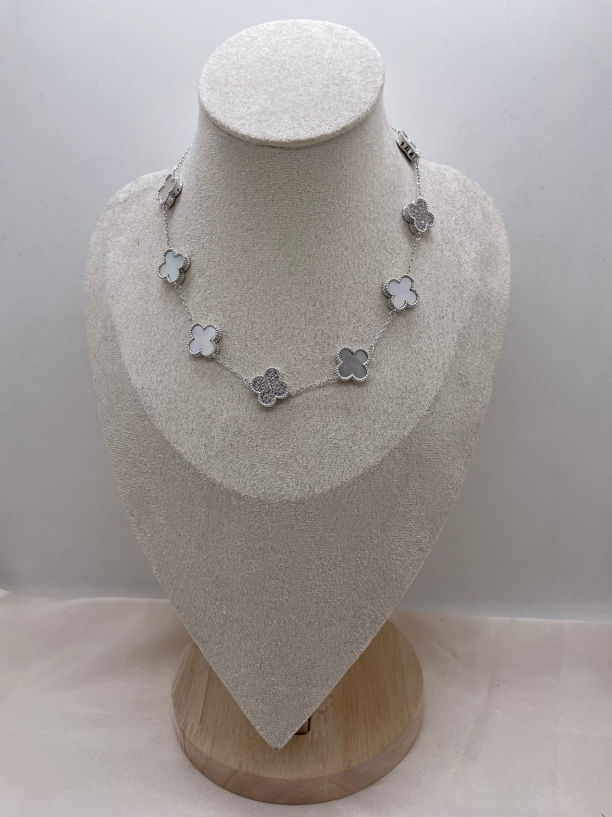 Full Vancleef Necklace