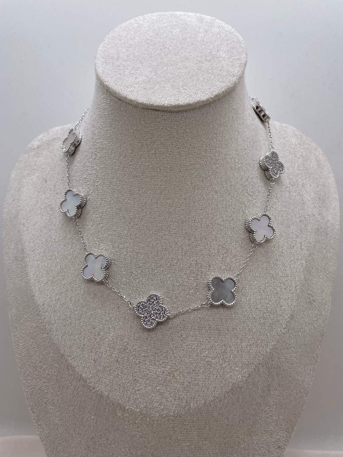 Full Vancleef Necklace
