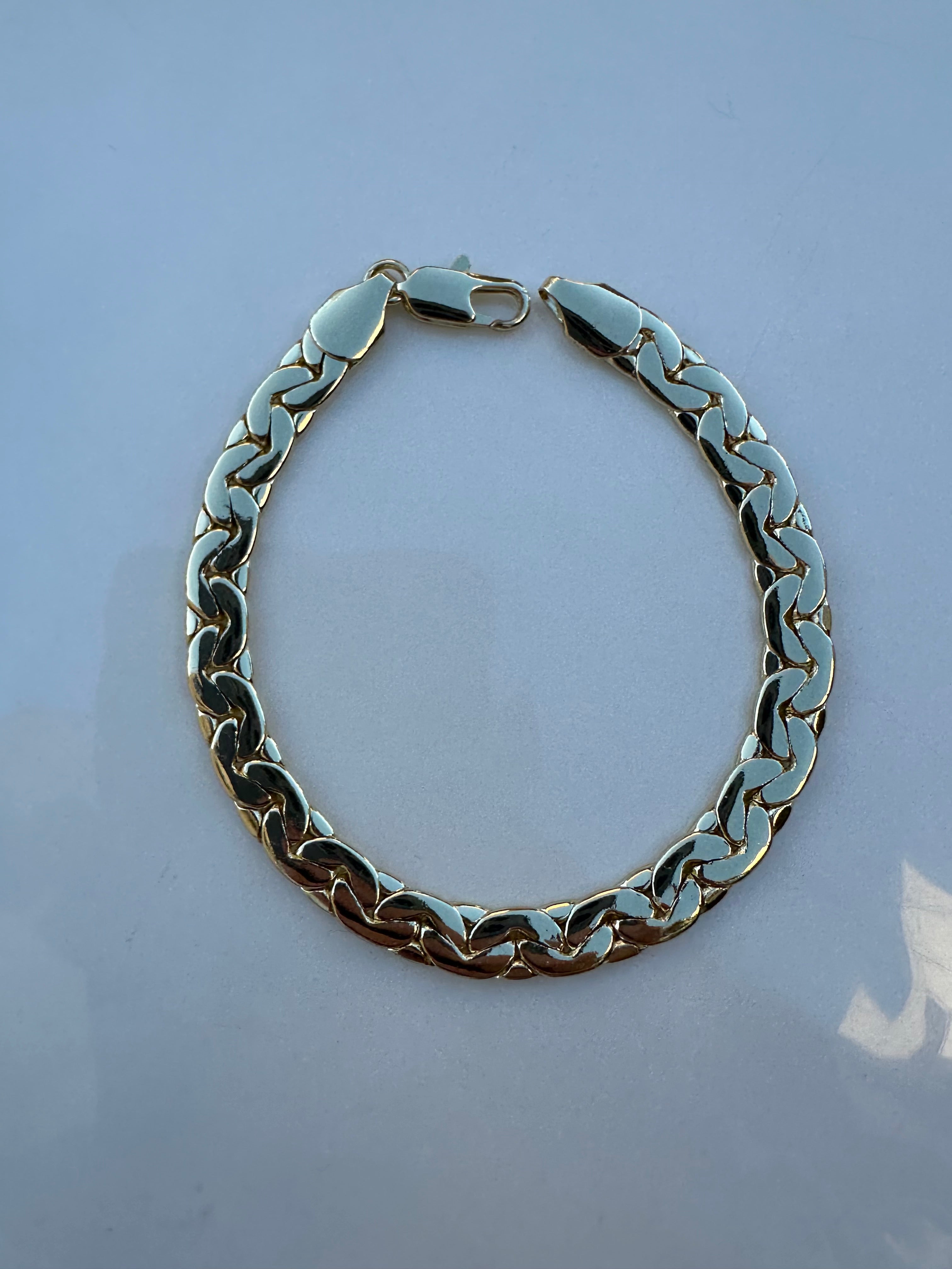 Classic simple chain bracelet