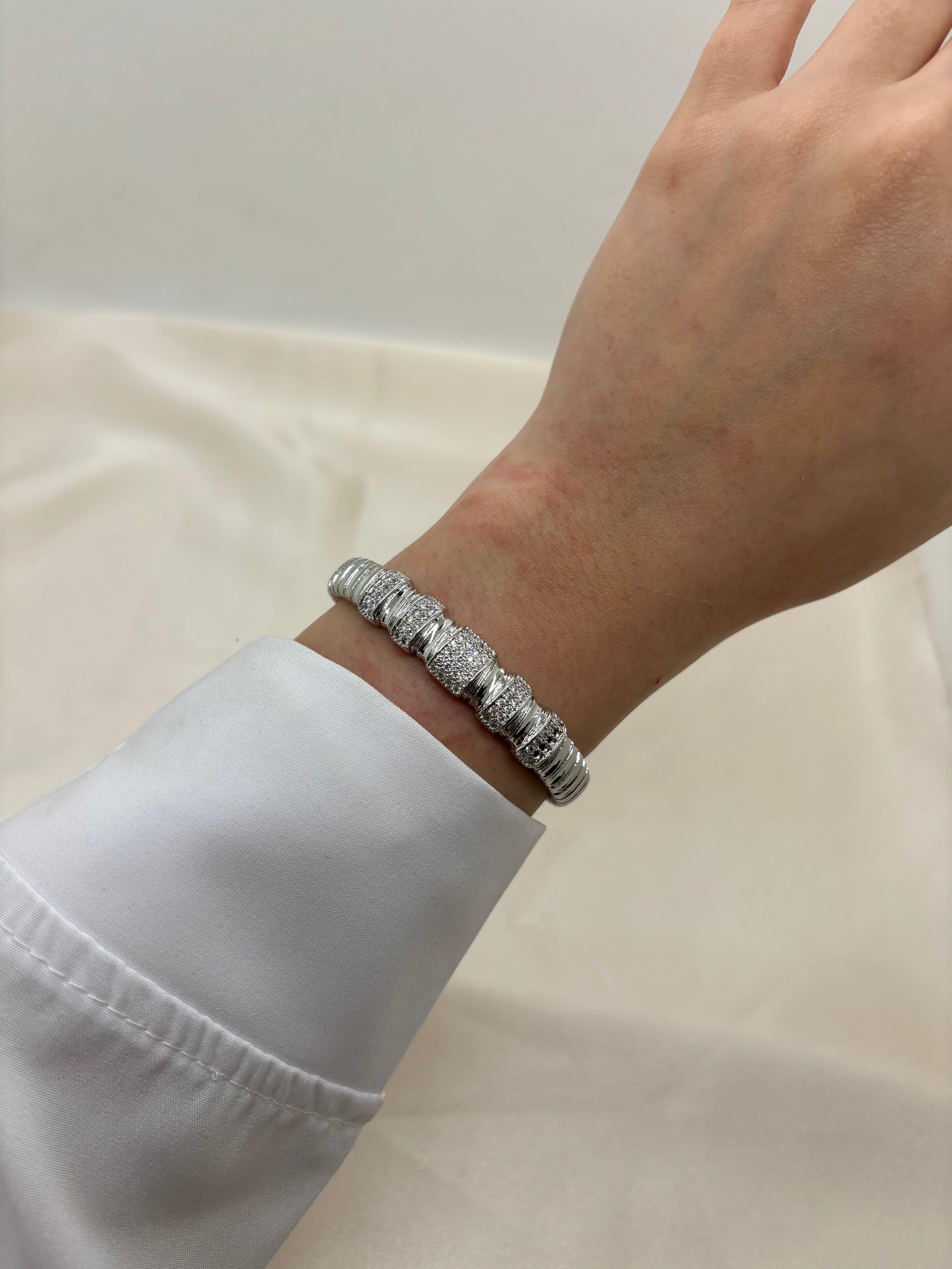Classy bangle