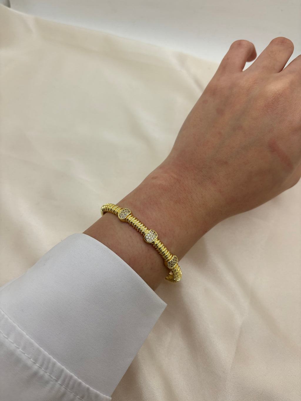 Triple zircon bangle