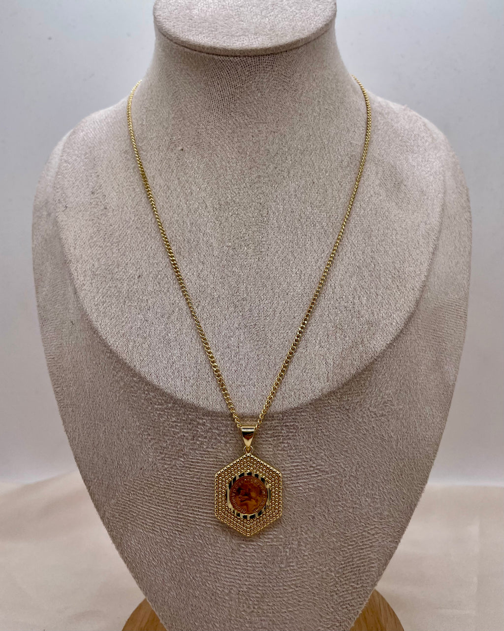 Pendant Necklace 1