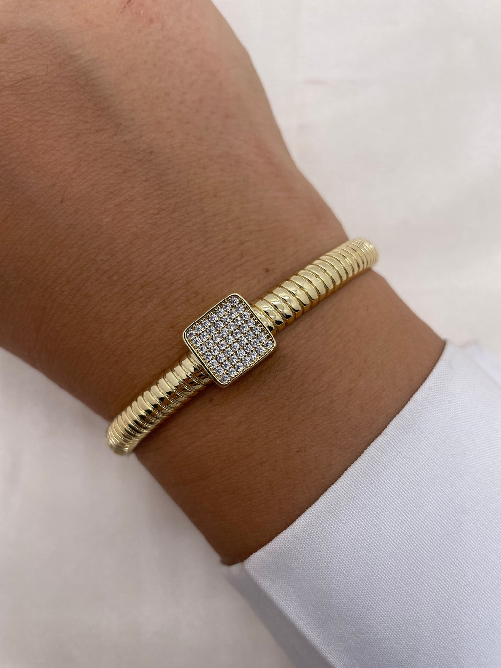 Euna Bangle