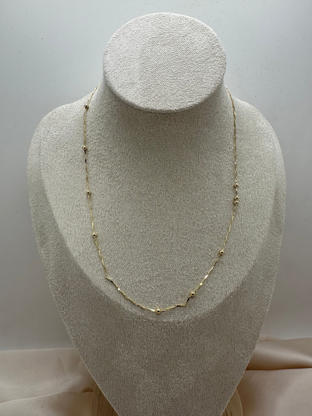 Mila Necklace