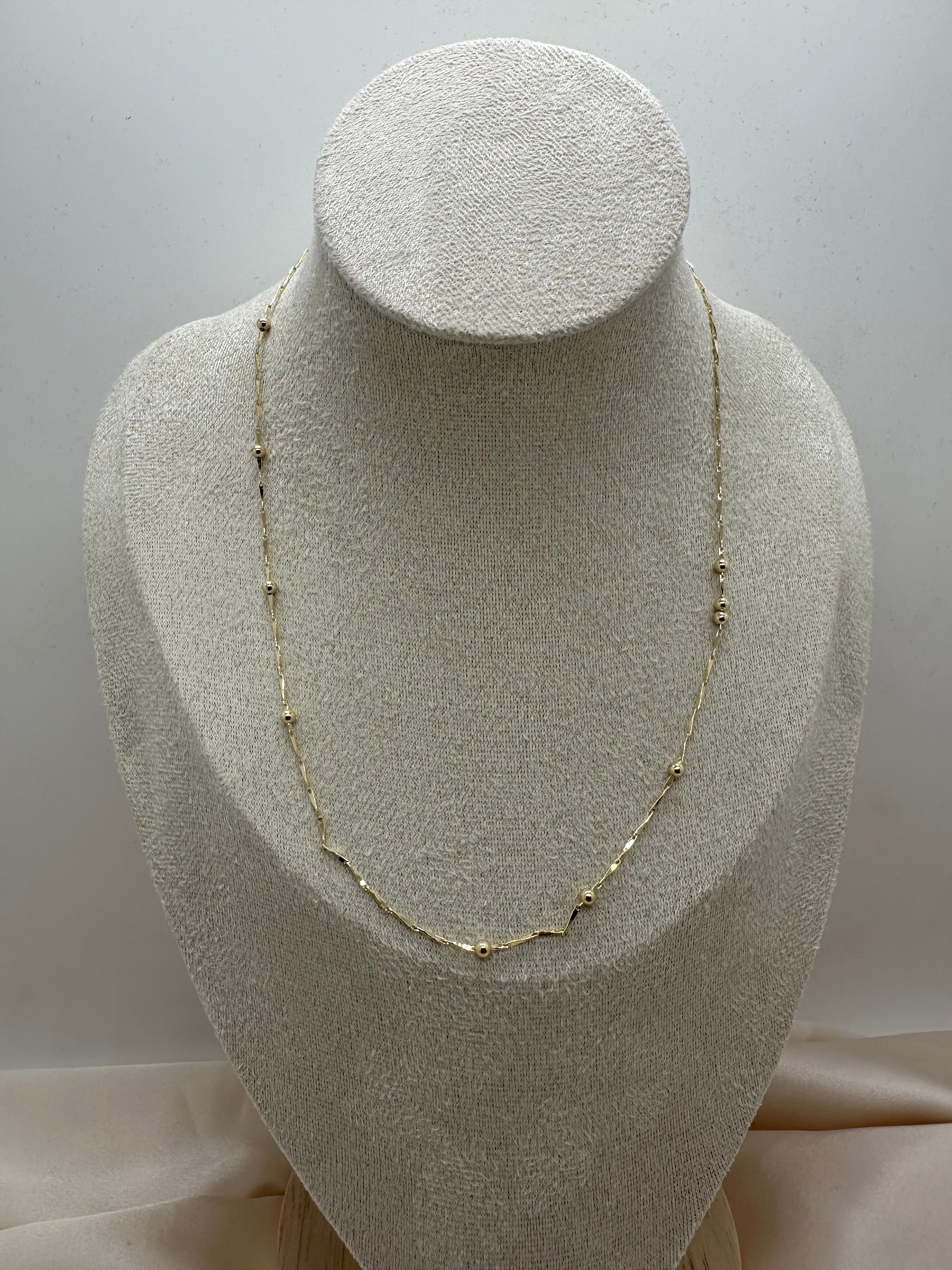 Mila Necklace
