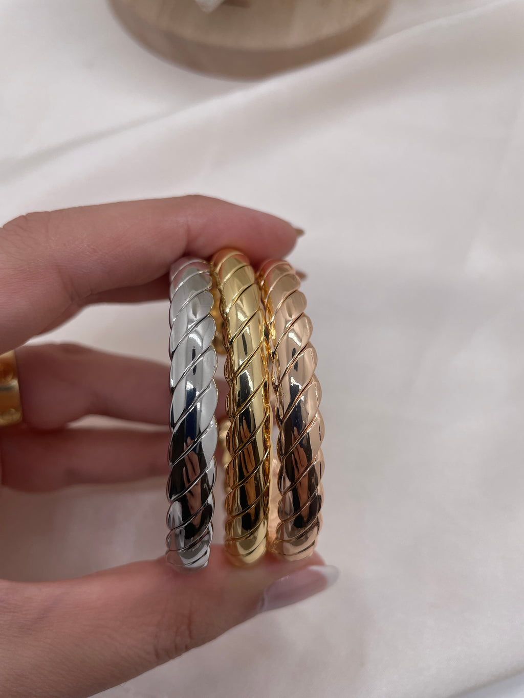 Multicolor Bangles 01