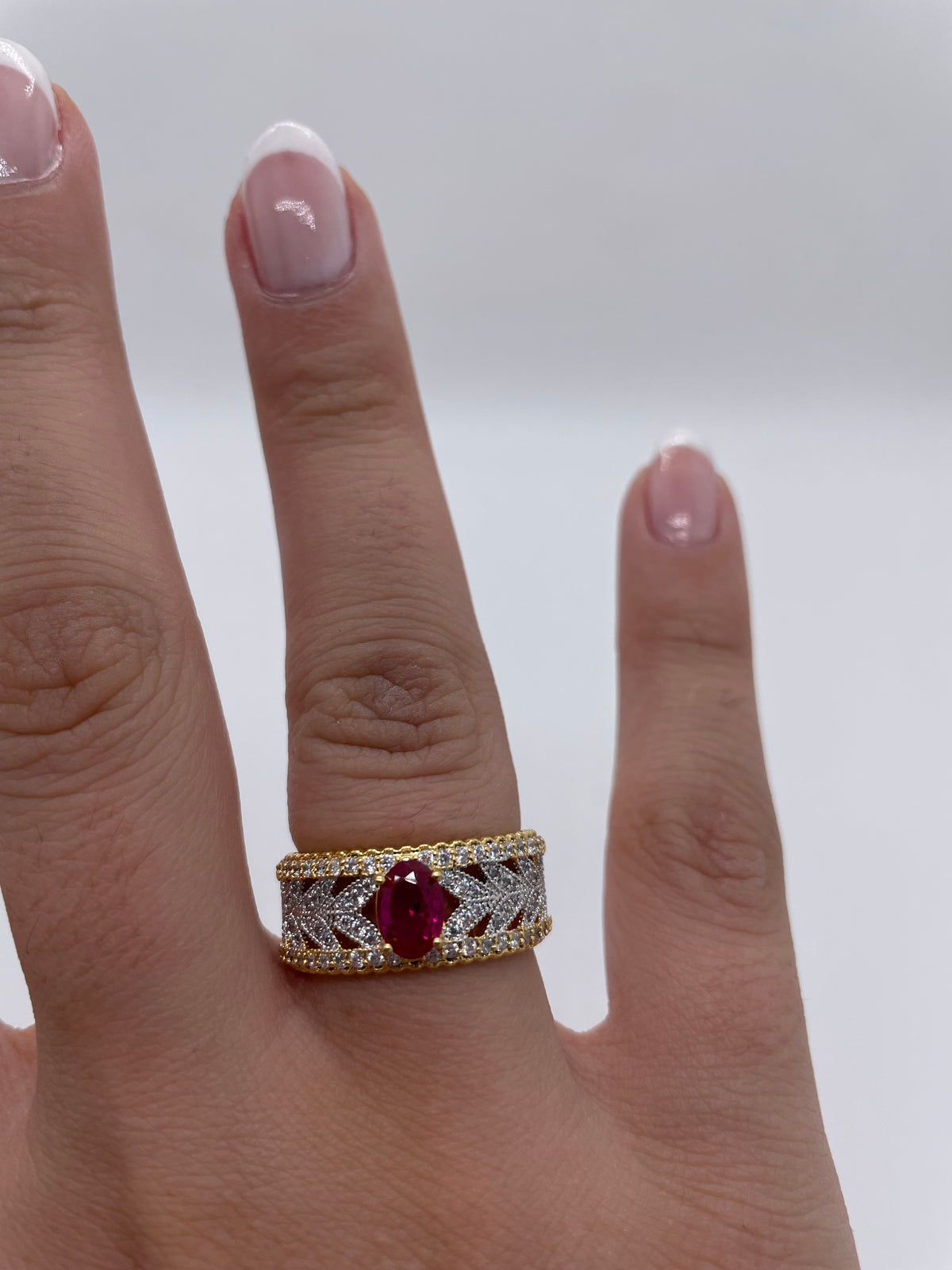 908 Ring