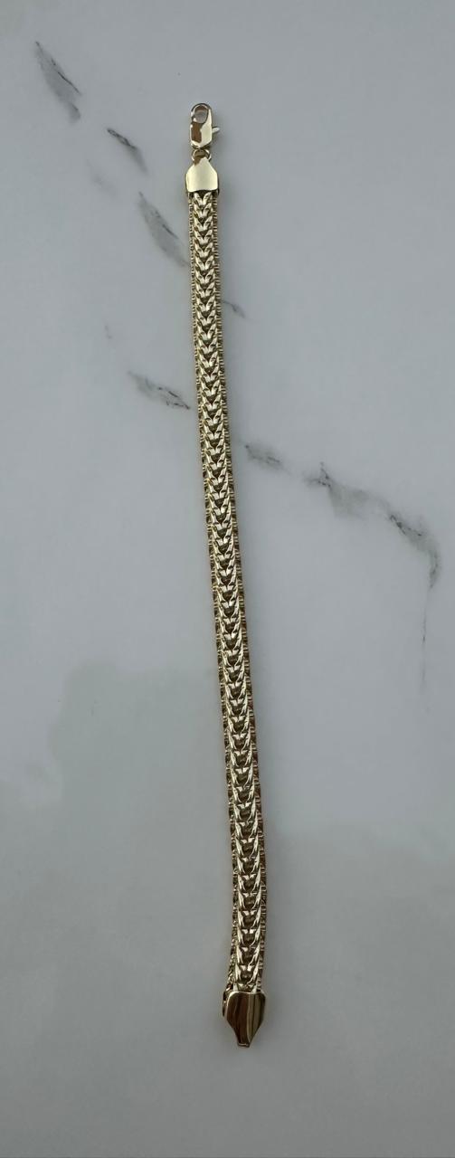 Modern chain bracelet