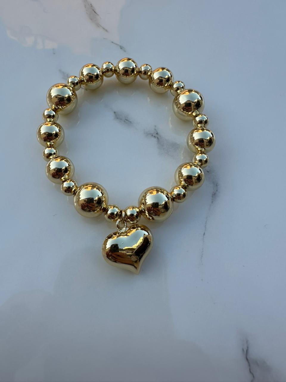 Heart bead bracelet