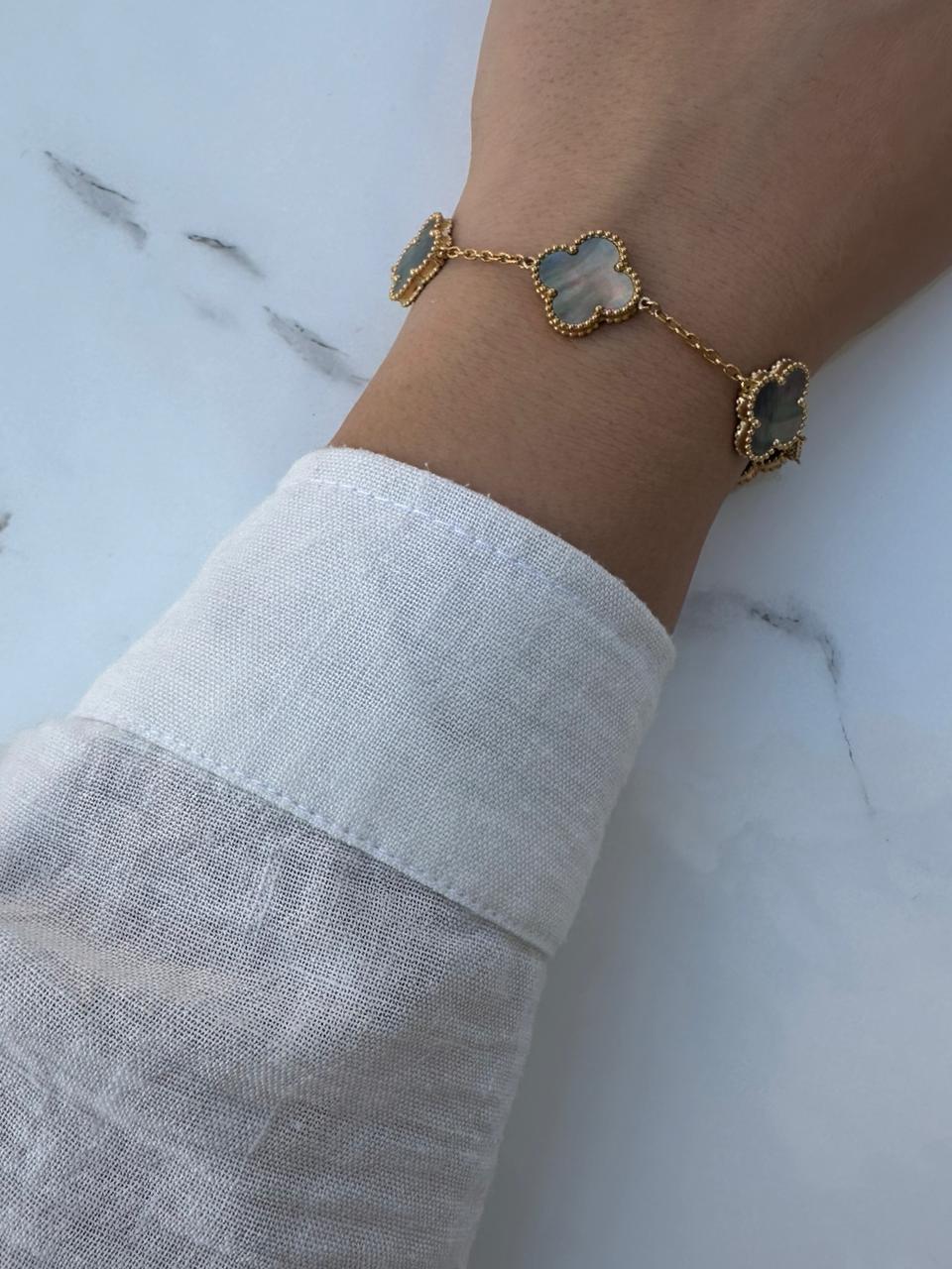 Grey gold pearl van cleef