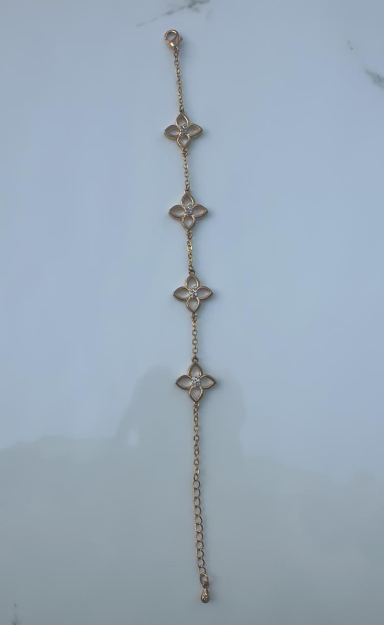 flower minimal bracelet
